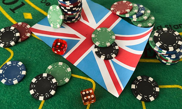 Lightning Roulette wheel and live dealer